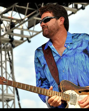 Tab Benoit